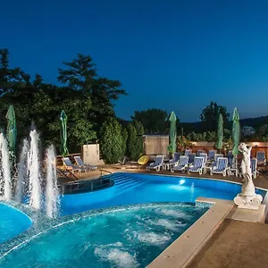 3* Отель семеен Golden Place